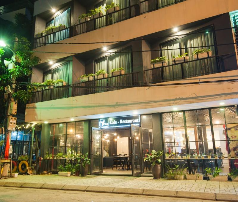 Ping Hotel - アン・トライ・セイ・ハイ・コンサート 3 を観るのに最適な宿泊場所